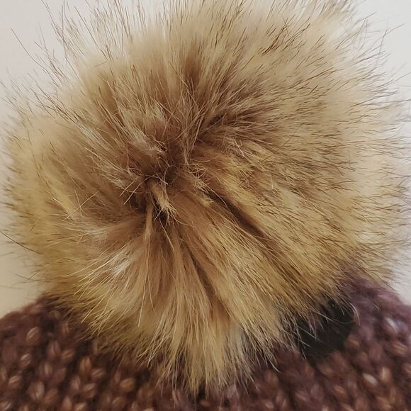 NWT C.C BEANIE POM POM WINTER HAT BURGUNDY BROWN HEATHERED FAUX FUR - Picture 5 of 9